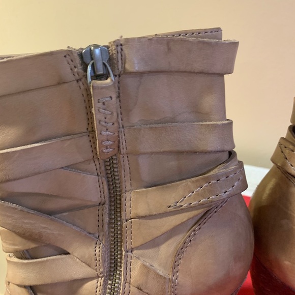 Frye Mikaela Strappy Ankle Boots - Picture 11 of 14